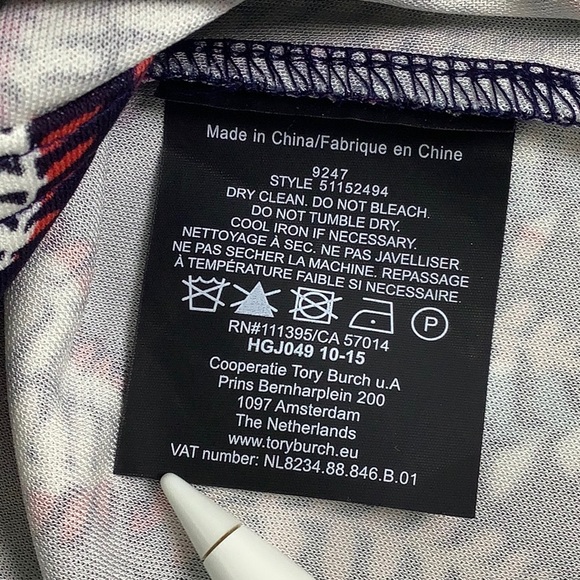 Tory Burch V neck Viscoce Fantasy Printed long sleeves dress size Small EUC - Picture 6 of 15